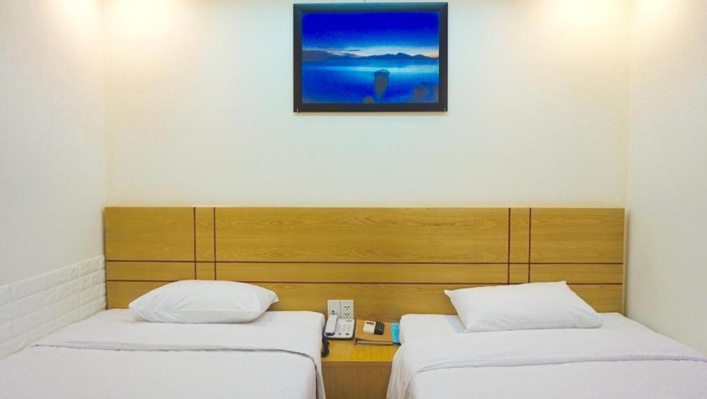 Nhat Linh & 3* Da Nang